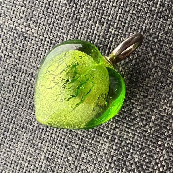 Vintage Y2K Murano Heart Glass & Sterling Silver Lime Green Necklace Pendant - Picture 8 of 17